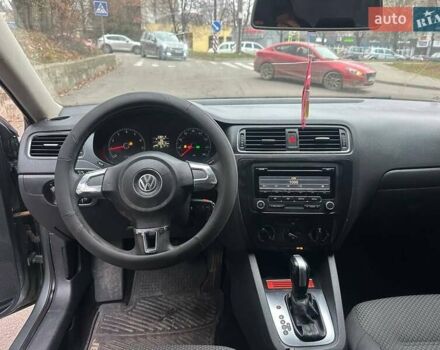 Серый Фольксваген Джетта, объемом двигателя 1.98 л и пробегом 350 тыс. км за 5999 $, фото 7 на Automoto.ua