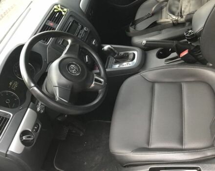 Сірий Фольксваген Джетта, об'ємом двигуна 2.5 л та пробігом 220 тис. км за 8450 $, фото 5 на Automoto.ua