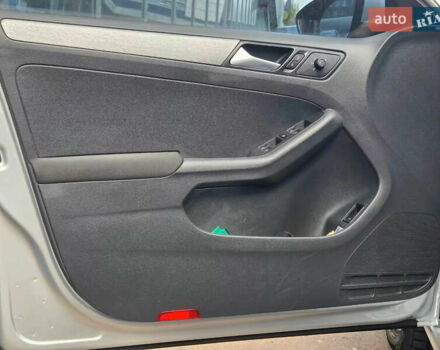 Серый Фольксваген Джетта, объемом двигателя 1.4 л и пробегом 154 тыс. км за 7600 $, фото 9 на Automoto.ua