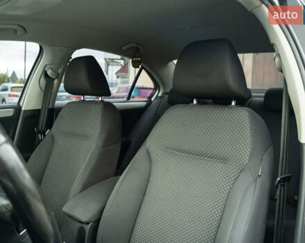 Серый Фольксваген Джетта, объемом двигателя 1.39 л и пробегом 122 тыс. км за 9900 $, фото 28 на Automoto.ua