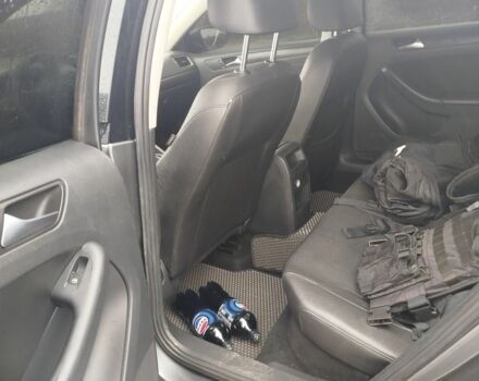 Серый Фольксваген Джетта, объемом двигателя 2.5 л и пробегом 290 тыс. км за 7600 $, фото 16 на Automoto.ua