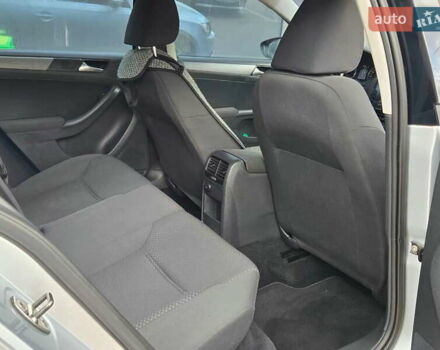 Серый Фольксваген Джетта, объемом двигателя 1.4 л и пробегом 154 тыс. км за 7600 $, фото 15 на Automoto.ua