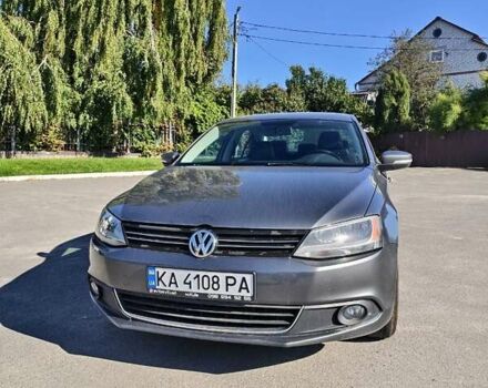 Сірий Фольксваген Джетта, об'ємом двигуна 2.48 л та пробігом 207 тис. км за 7993 $, фото 1 на Automoto.ua