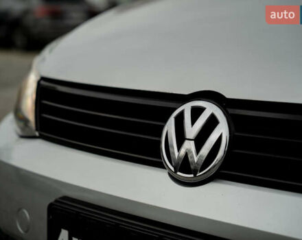 Серый Фольксваген Джетта, объемом двигателя 1.39 л и пробегом 122 тыс. км за 9900 $, фото 12 на Automoto.ua