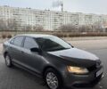 Серый Фольксваген Джетта, объемом двигателя 2 л и пробегом 240 тыс. км за 8200 $, фото 1 на Automoto.ua