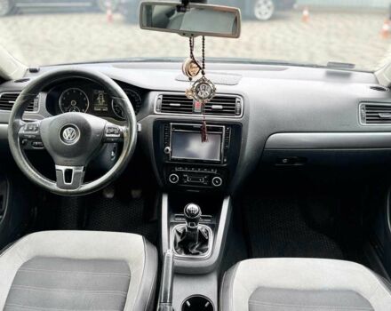 Серый Фольксваген Джетта, объемом двигателя 1.4 л и пробегом 290 тыс. км за 8990 $, фото 16 на Automoto.ua