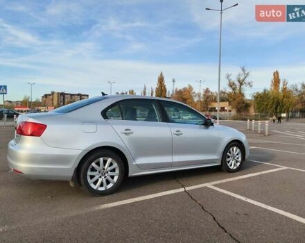 Сірий Фольксваген Джетта, об'ємом двигуна 2.5 л та пробігом 111 тис. км за 9500 $, фото 3 на Automoto.ua