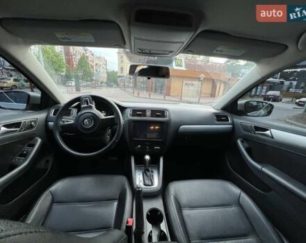 Сірий Фольксваген Джетта, об'ємом двигуна 2.48 л та пробігом 218 тис. км за 8900 $, фото 10 на Automoto.ua