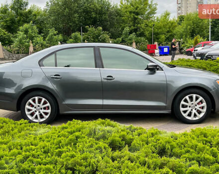 Фольксваген Джетта 2013 в Львове на Automoto.ua Серый Фольксваген Джетта, объемом двигателя 1.8 л и пробегом 141 тыс. км за 9999 $, фото 7 на Automoto.ua