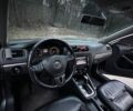 Фольксваген Джетта 2013 в Рава-Русская на Automoto.ua Серый Фольксваген Джетта, объемом двигателя 2 л и пробегом 180 тыс. км за 11000 $, фото 3 на Automoto.ua