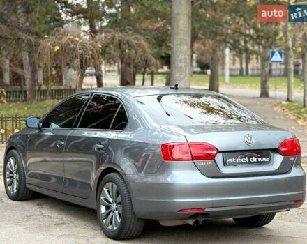 Сірий Фольксваген Джетта, об'ємом двигуна 1.8 л та пробігом 253 тис. км за 9999 $, фото 5 на Automoto.ua