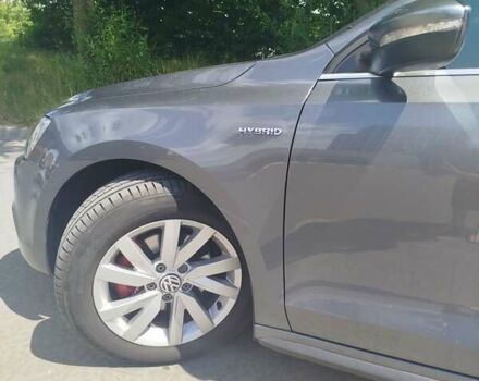 Серый Фольксваген Джетта, объемом двигателя 1.39 л и пробегом 205 тыс. км за 9500 $, фото 7 на Automoto.ua