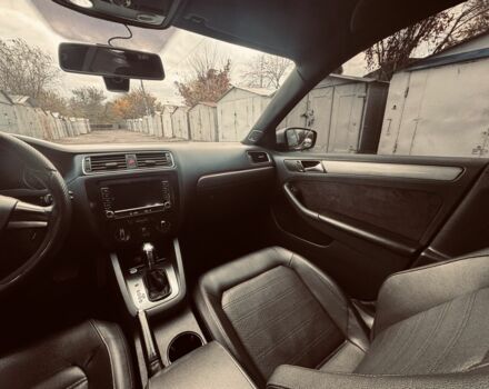 Серый Фольксваген Джетта, объемом двигателя 2.5 л и пробегом 208 тыс. км за 7999 $, фото 15 на Automoto.ua