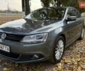 Фольксваген Джетта 2013 в Киеве на Automoto.ua Серый Фольксваген Джетта, объемом двигателя 1.97 л и пробегом 160 тыс. км за 9800 $, фото 2 на Automoto.ua