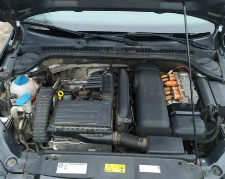 Серый Фольксваген Джетта, объемом двигателя 1.39 л и пробегом 223 тыс. км за 9900 $, фото 9 на Automoto.ua