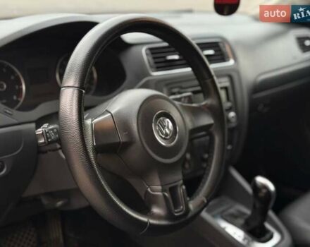 Сірий Фольксваген Джетта, об'ємом двигуна 1.8 л та пробігом 253 тис. км за 9999 $, фото 19 на Automoto.ua