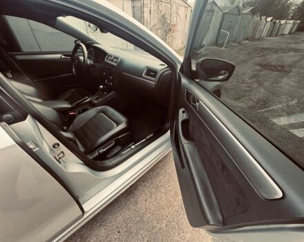 Серый Фольксваген Джетта, объемом двигателя 2.5 л и пробегом 208 тыс. км за 7999 $, фото 5 на Automoto.ua