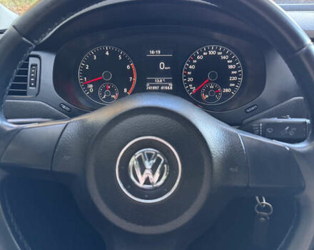 Сірий Фольксваген Джетта, об'ємом двигуна 1.39 л та пробігом 242 тис. км за 8900 $, фото 12 на Automoto.ua