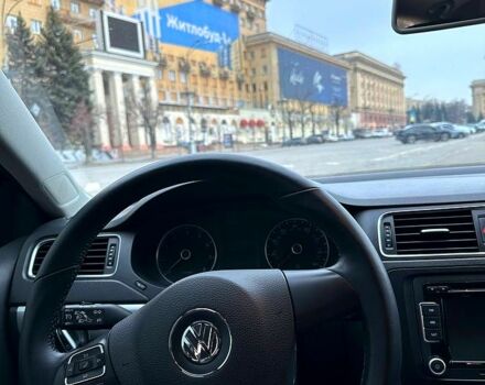 Фольксваген Джетта 2013 в Харькове на Automoto.ua Серый Фольксваген Джетта, объемом двигателя 2.5 л и пробегом 156 тыс. км за 9800 $, фото 6 на Automoto.ua