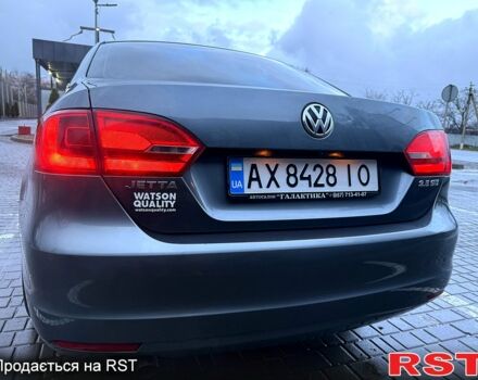 Серый Фольксваген Джетта, объемом двигателя 2.5 л и пробегом 211 тыс. км за 8000 $, фото 3 на Automoto.ua