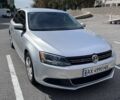 Фольксваген Джетта 2013 в Харькове на Automoto.ua Серый Фольксваген Джетта, объемом двигателя 1.8 л и пробегом 65 тыс. км за 10500 $, фото 1 на Automoto.ua