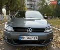 Фольксваген Джетта 2013 в Киеве на Automoto.ua Серый Фольксваген Джетта, объемом двигателя 1.97 л и пробегом 160 тыс. км за 9800 $, фото 1 на Automoto.ua