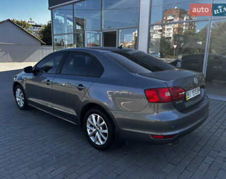 Сірий Фольксваген Джетта, об'ємом двигуна 1.4 л та пробігом 156 тис. км за 9999 $, фото 11 на Automoto.ua