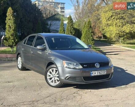 Фольксваген Джетта 2013 в Киеве на Automoto.ua Серый Фольксваген Джетта, объемом двигателя 1.8 л и пробегом 150 тыс. км за 8299 $, фото 18 на Automoto.ua