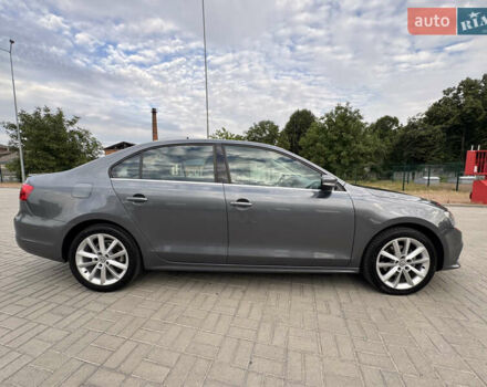 Серый Фольксваген Джетта, объемом двигателя 2 л и пробегом 207 тыс. км за 12500 $, фото 4 на Automoto.ua