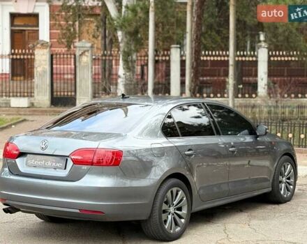 Сірий Фольксваген Джетта, об'ємом двигуна 1.8 л та пробігом 253 тис. км за 9999 $, фото 7 на Automoto.ua