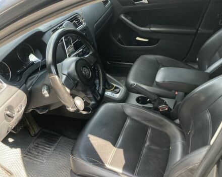 Серый Фольксваген Джетта, объемом двигателя 1.8 л и пробегом 322 тыс. км за 8200 $, фото 7 на Automoto.ua