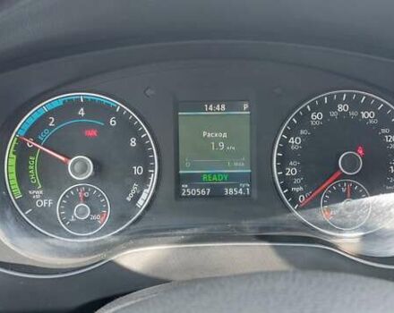 Серый Фольксваген Джетта, объемом двигателя 1.4 л и пробегом 250 тыс. км за 10450 $, фото 2 на Automoto.ua