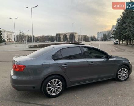 Сірий Фольксваген Джетта, об'ємом двигуна 2 л та пробігом 260 тис. км за 8500 $, фото 4 на Automoto.ua