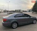 Сірий Фольксваген Джетта, об'ємом двигуна 2 л та пробігом 260 тис. км за 8500 $, фото 4 на Automoto.ua