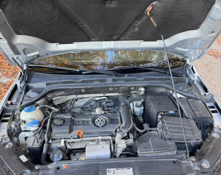 Сірий Фольксваген Джетта, об'ємом двигуна 1.39 л та пробігом 242 тис. км за 8900 $, фото 11 на Automoto.ua