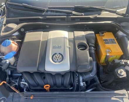 Серый Фольксваген Джетта, объемом двигателя 2.5 л и пробегом 270 тыс. км за 6900 $, фото 5 на Automoto.ua