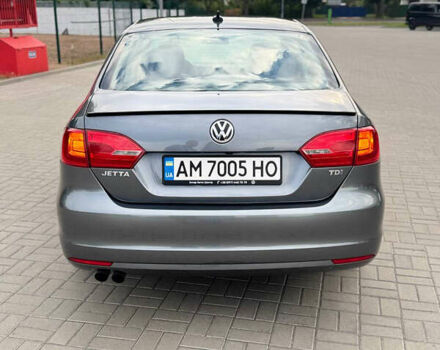 Серый Фольксваген Джетта, объемом двигателя 2 л и пробегом 207 тыс. км за 12500 $, фото 21 на Automoto.ua