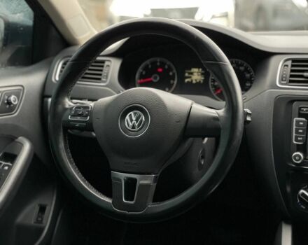 Серый Фольксваген Джетта, объемом двигателя 1.8 л и пробегом 204 тыс. км за 9100 $, фото 17 на Automoto.ua