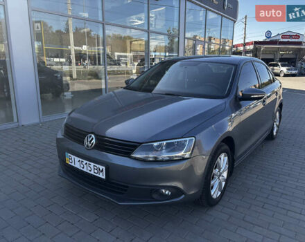 Сірий Фольксваген Джетта, об'ємом двигуна 1.4 л та пробігом 156 тис. км за 9999 $, фото 1 на Automoto.ua