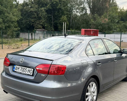 Серый Фольксваген Джетта, объемом двигателя 2 л и пробегом 207 тыс. км за 12500 $, фото 3 на Automoto.ua