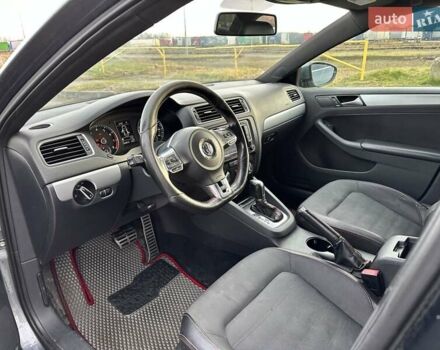 Серый Фольксваген Джетта, объемом двигателя 2 л и пробегом 167 тыс. км за 11000 $, фото 21 на Automoto.ua