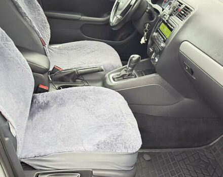 Сірий Фольксваген Джетта, об'ємом двигуна 2.5 л та пробігом 256 тис. км за 8500 $, фото 17 на Automoto.ua