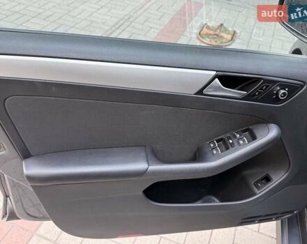 Серый Фольксваген Джетта, объемом двигателя 1.98 л и пробегом 219 тыс. км за 7700 $, фото 12 на Automoto.ua