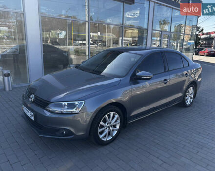 Сірий Фольксваген Джетта, об'ємом двигуна 1.4 л та пробігом 156 тис. км за 9999 $, фото 5 на Automoto.ua