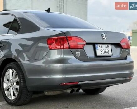 Сірий Фольксваген Джетта, об'ємом двигуна 1.8 л та пробігом 200 тис. км за 9500 $, фото 6 на Automoto.ua