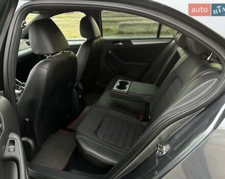 Серый Фольксваген Джетта, объемом двигателя 2 л и пробегом 167 тыс. км за 11000 $, фото 35 на Automoto.ua