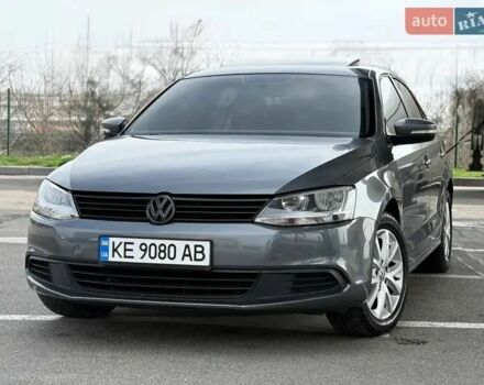 Сірий Фольксваген Джетта, об'ємом двигуна 1.8 л та пробігом 200 тис. км за 9500 $, фото 1 на Automoto.ua