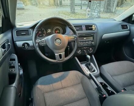Серый Фольксваген Джетта, объемом двигателя 2 л и пробегом 262 тыс. км за 9100 $, фото 4 на Automoto.ua