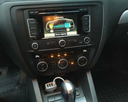 Серый Фольксваген Джетта, объемом двигателя 1.39 л и пробегом 223 тыс. км за 9900 $, фото 18 на Automoto.ua