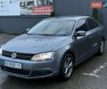 Серый Фольксваген Джетта, объемом двигателя 2.48 л и пробегом 245 тыс. км за 8000 $, фото 1 на Automoto.ua
